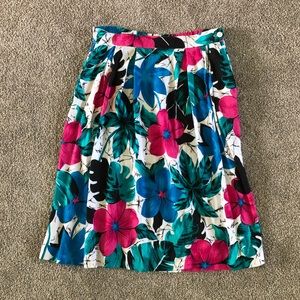 Danielle B Floral Vintage Skirt Sz M Flared Chic Pleated Colorfully Summer